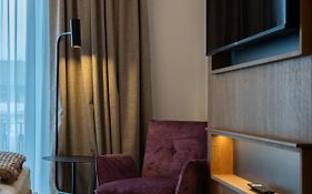 Zenger Hotel